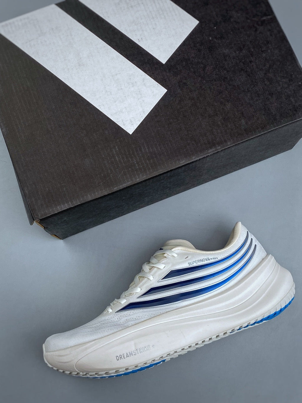 Adidas FF8801550 Men's Running Shoes5 - 4 Colorways incl. White/Light Blue & Black/Orange