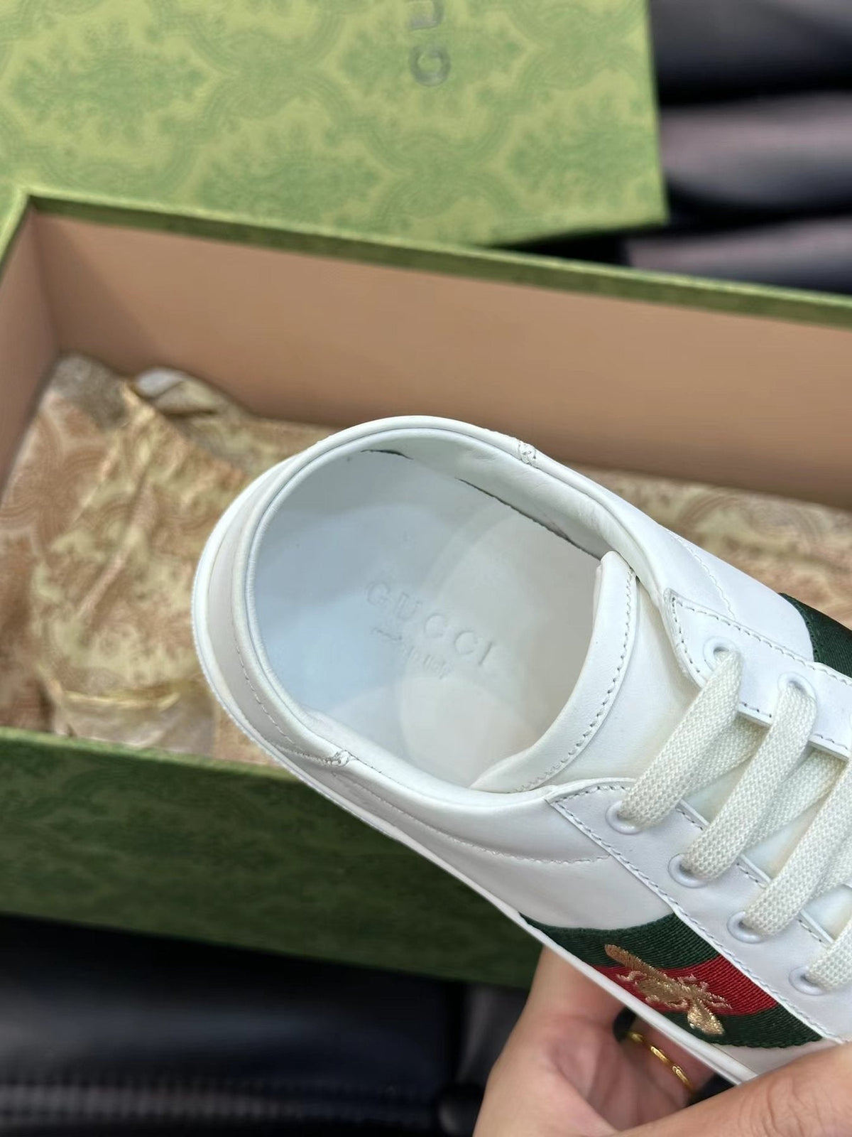 Gucci White Stripe Bee Low-Top Sneakers - Gold Bee Motifs